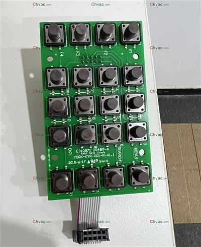 W jaki sposób York Logic Board New komunikuje się z jednostką zewnętrzną?